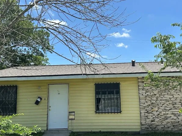 4146 Tamarak Dr, San Antonio, TX 78220