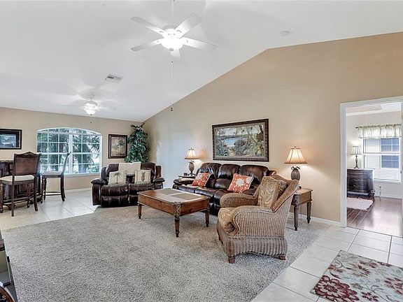 5th image of 4417 Agualinda Blvd