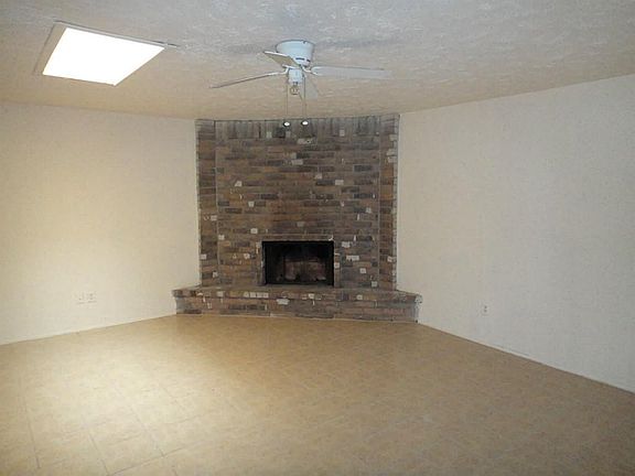 4th image of 14539 Dartwood Dr
