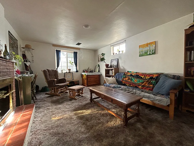 370 N 6th St #C — Photo 4