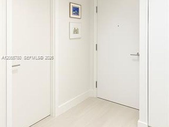 3rd image of 2301 Collins Ave #Cu-636