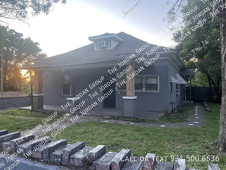 1826 Scovel St — Photo 3