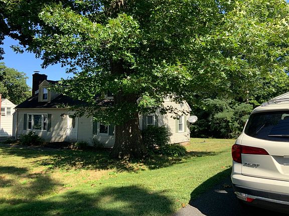 2nd image of 65 Westernview Cir