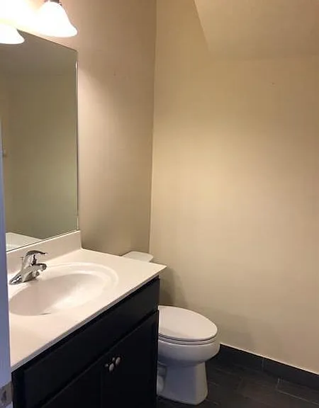 9575 Town Parc Cir N — Photo 5