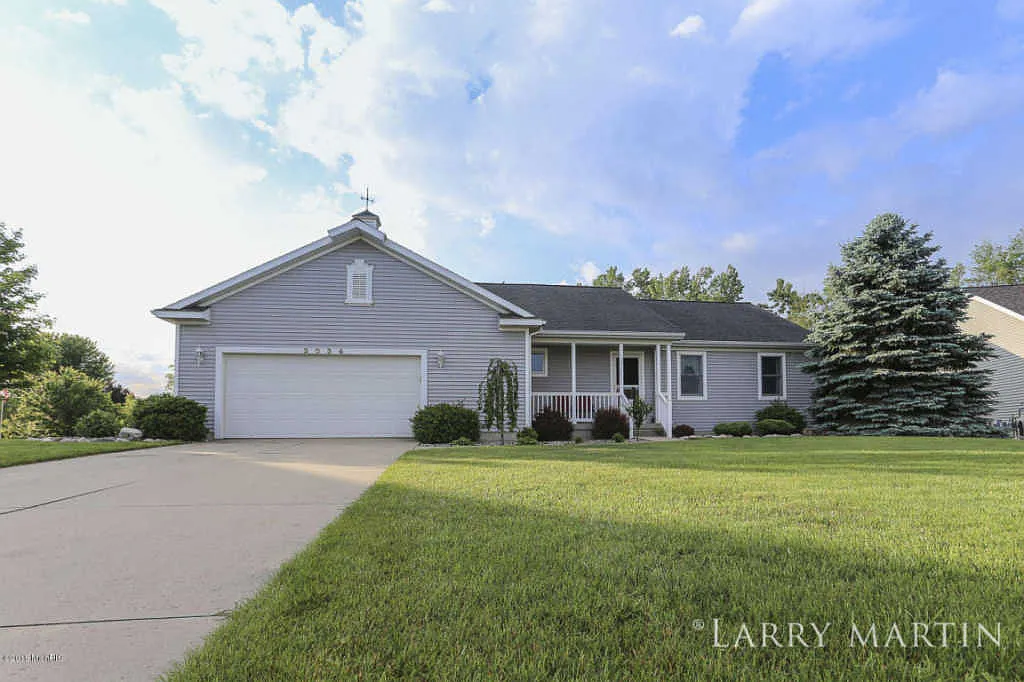3034 Sandy Dr SW photo 1