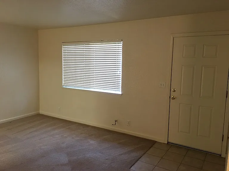 713 Nevada St — Photo 2