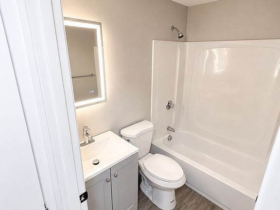 3rd image of 11 Bennett Dr #2