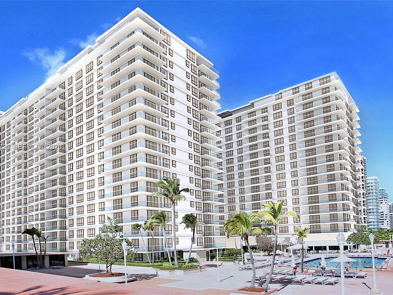 9801 Collins Ave #9W — Photo 22
