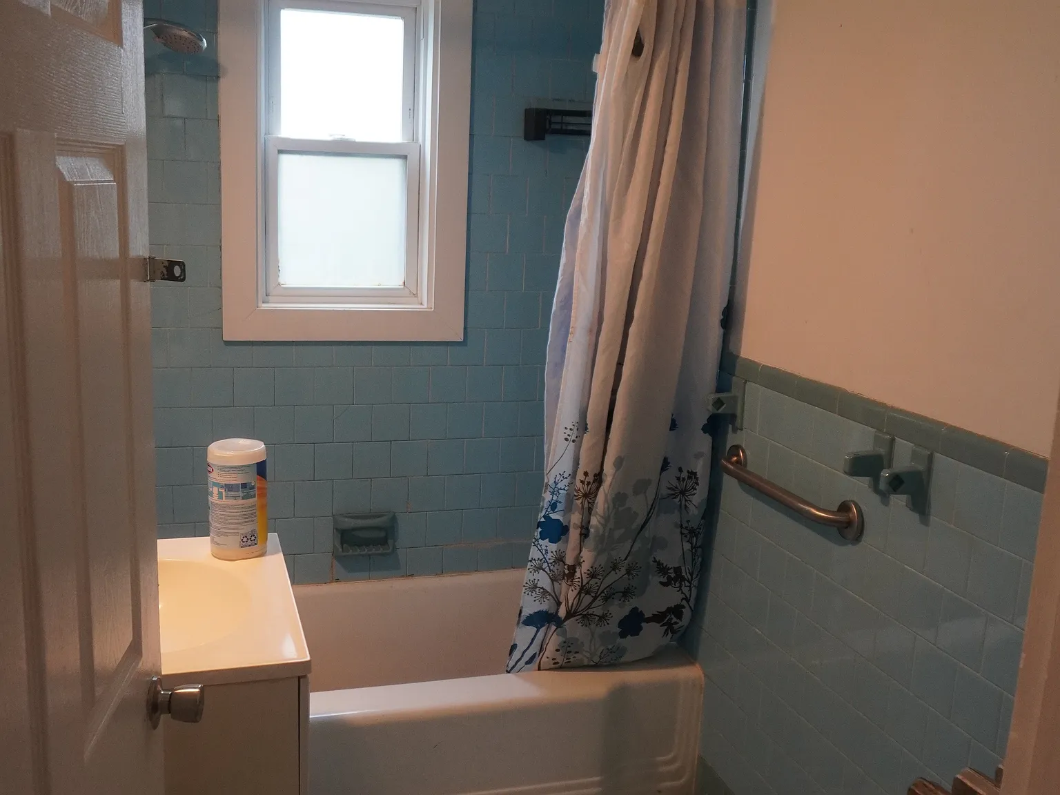 3 bed, $3,000 — Photo 3