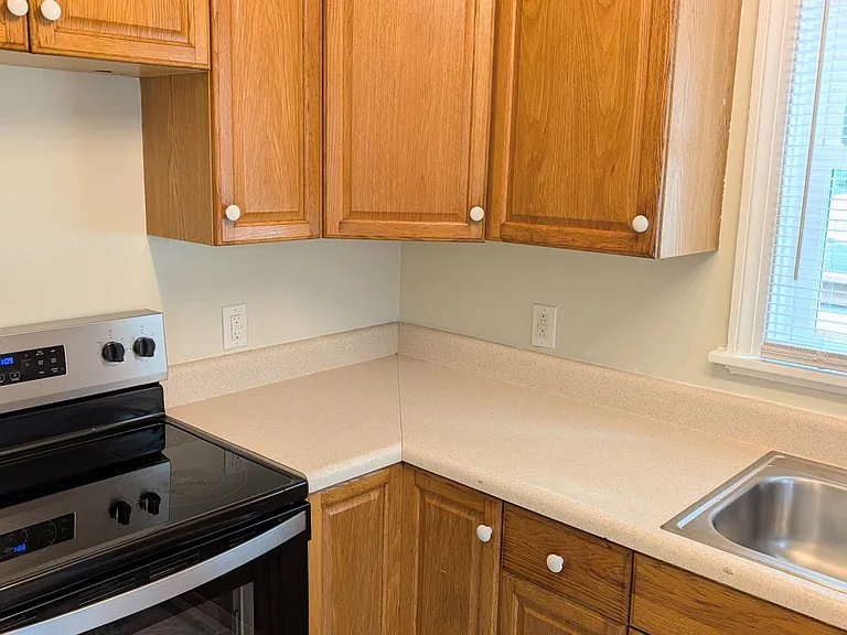 6596 Charles City Rd — Photo 11