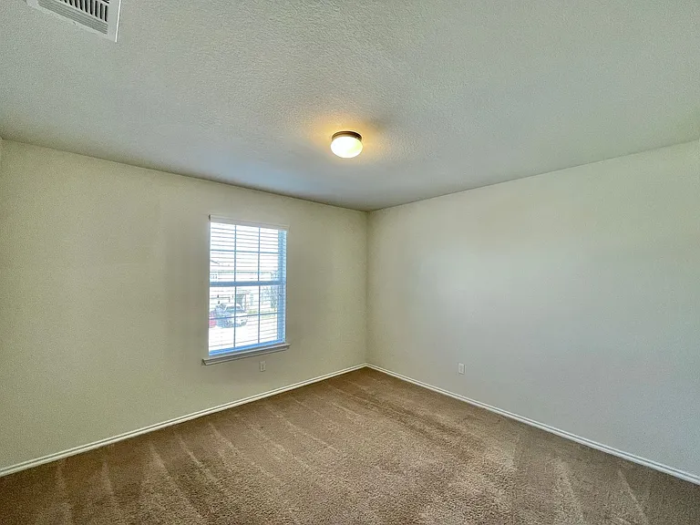 304 W Orion Dr — Photo 37
