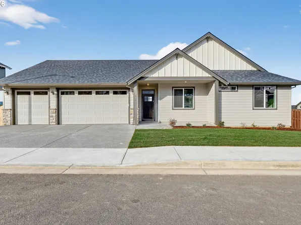 2854 NE Sweetwater Rd #16, Estacada, OR 97023