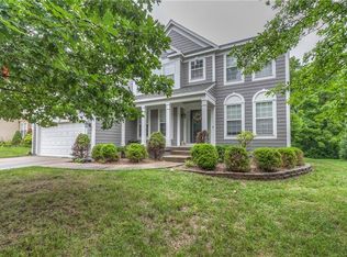 15718 W 158th Ter, Olathe, KS 66062