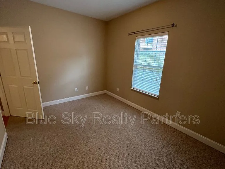 2432 Pine Marten Way NW — Photo 16