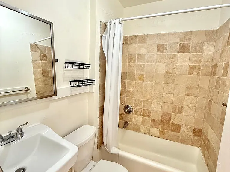 1454 N Marion St — Photo 9