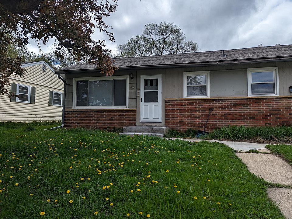 2nd image of 225 Village Dr #225
