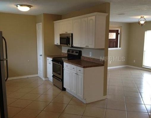 3rd image of 100 Puelba Ln