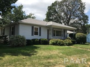 10 Alexander Ln, Bartonville, IL