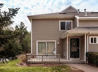 175 Littleton Rd UNIT B-11, Chelmsford, MA 01824
