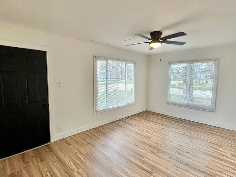 4737 Pinecrest Dr — Photo 13