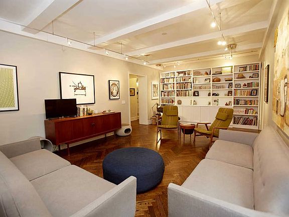 4th image of 50 Glenwood Ave APT 210