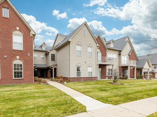 1713 Addington Ln #32, Ann Arbor, MI 48108