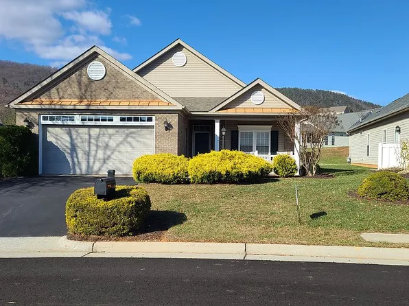 5438 Stayman Dr, Roanoke, VA 24012