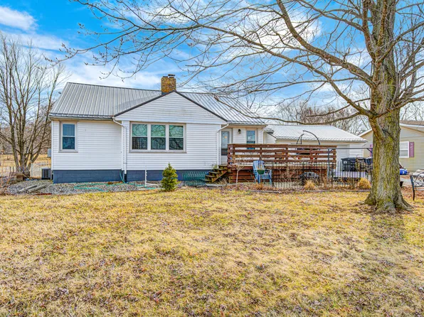12820 N County Road 1000 W, Gaston, IN 47342