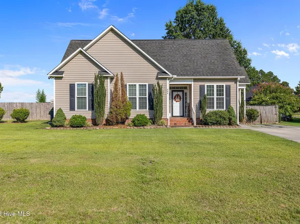 204 Planters Ridge Drive, Pikeville, NC 27863
