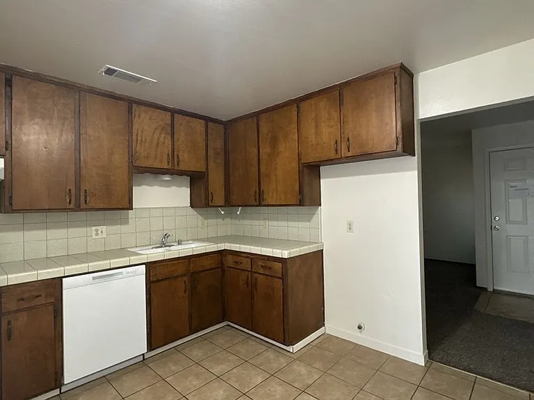 733 County Center Drive 3143 #49 — Photo 7