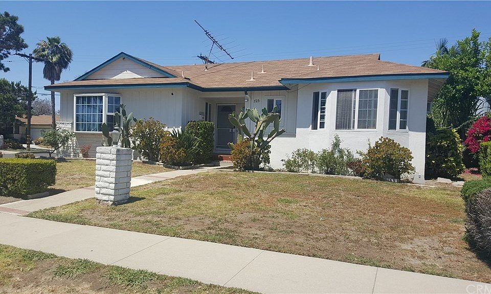 1st image of 725 S Hacienda St