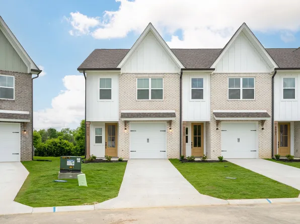 8909 James Creek Dr, Ooltewah, TN 37363