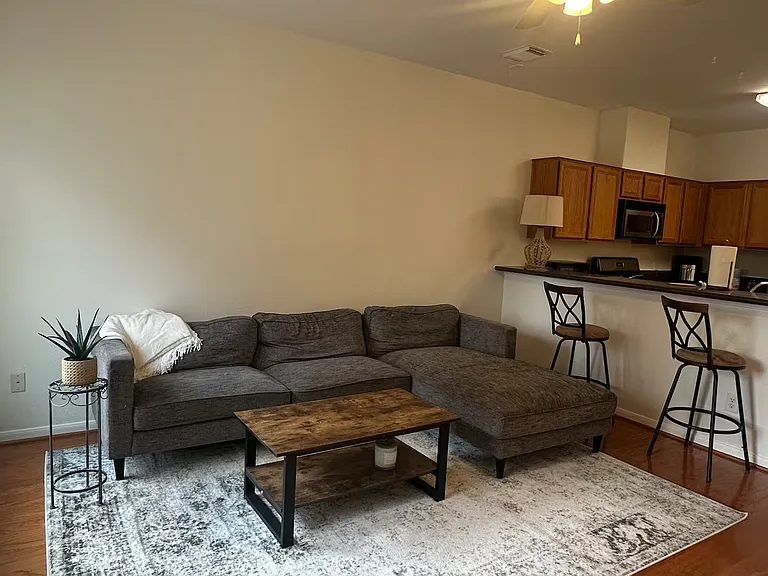 2232 Naomi St — Photo 5