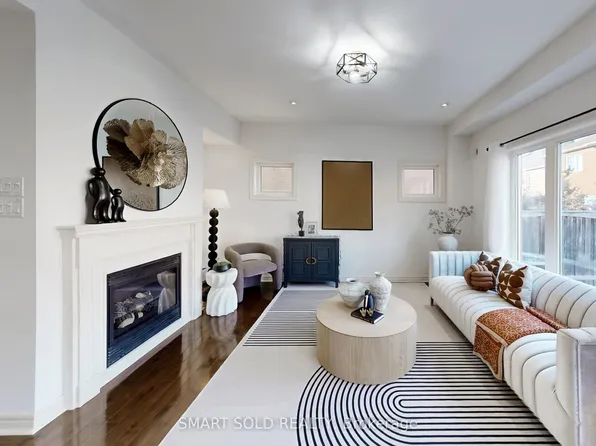 25 Fieldflower Cres, Richmond Hill, ON L4E 5E9