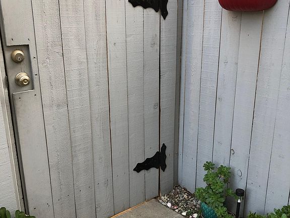 3rd image of 2535 Harbor Blvd APT 2