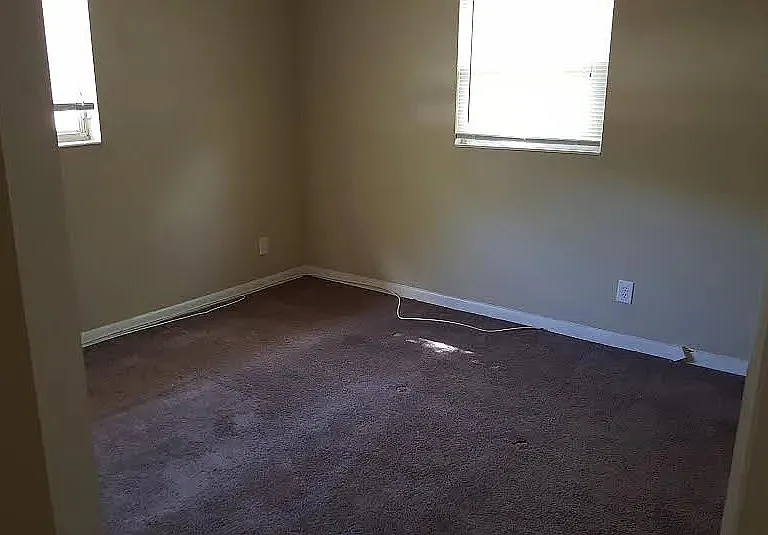 4216 Sabine Dr — Photo 1