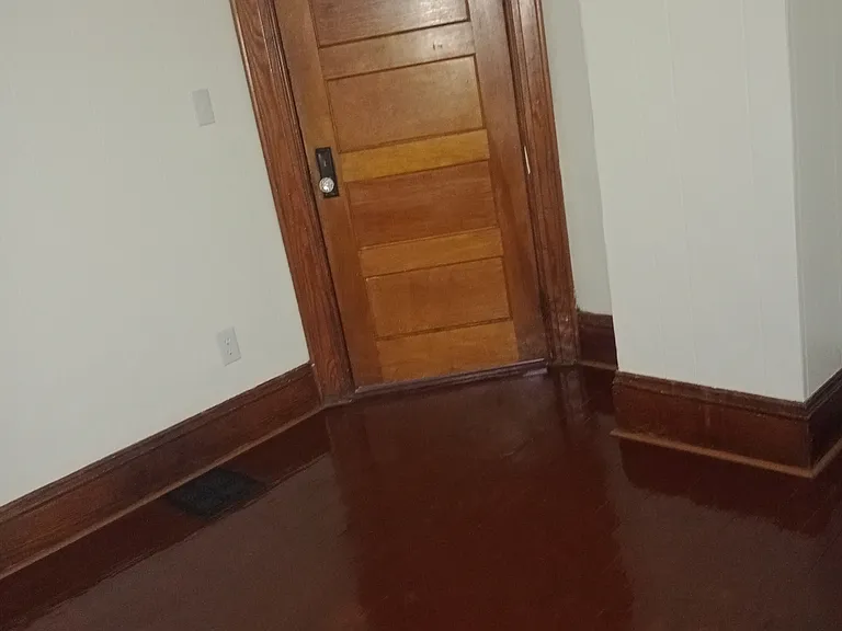 2706 Midland Ave — Photo 38