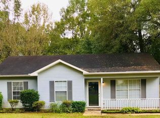 3716 Gray Oaks Dr, Bessemer, AL 35020