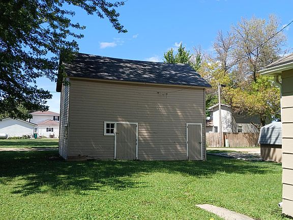 3rd image of 280 Euclid St