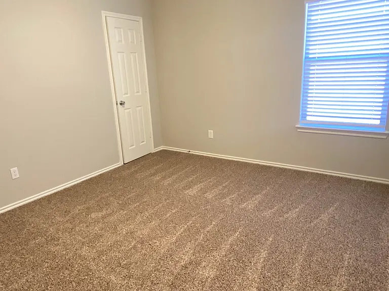 5048 Caraway Dr — Photo 8