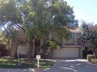351 E Marwood Ln, Fresno, CA