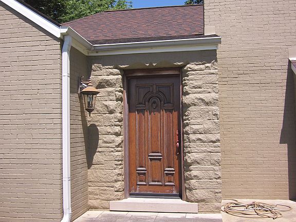 4th image of 1907 Ward Ave