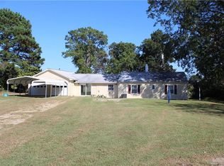 122 Cox Landing Rd, Topping, VA 23169