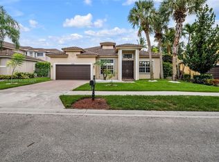 16510 Diamond Pl, Weston, FL 33331