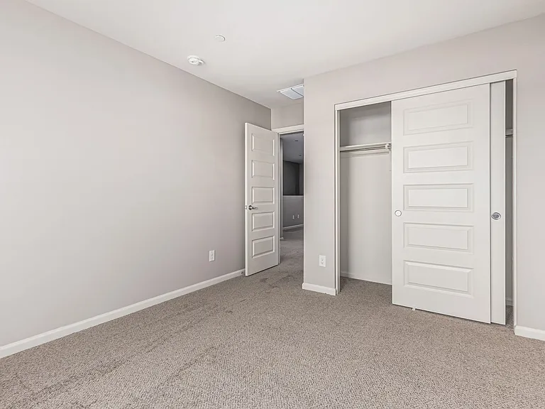 733 E Commonwealth Ave #15 — Photo 27
