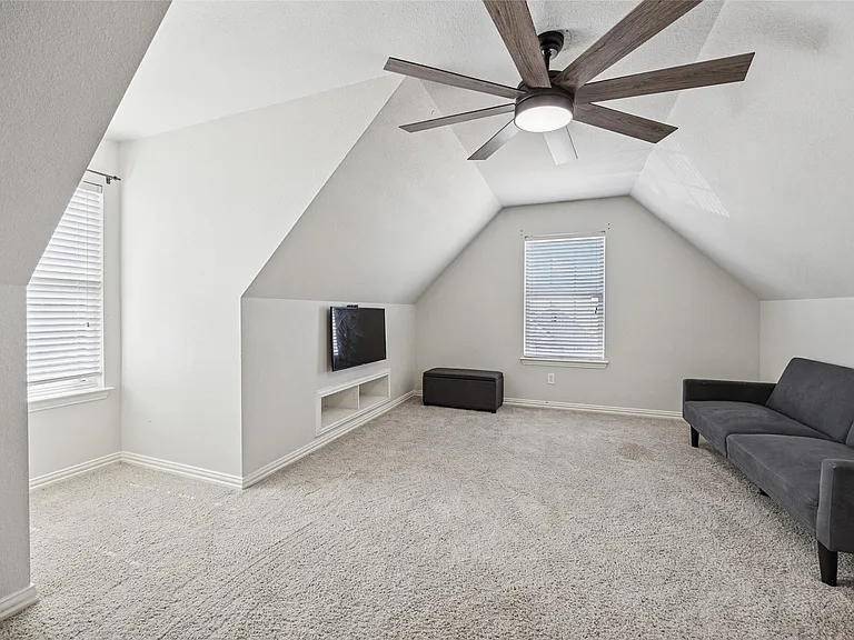 507 Mattie Ln — Photo 17