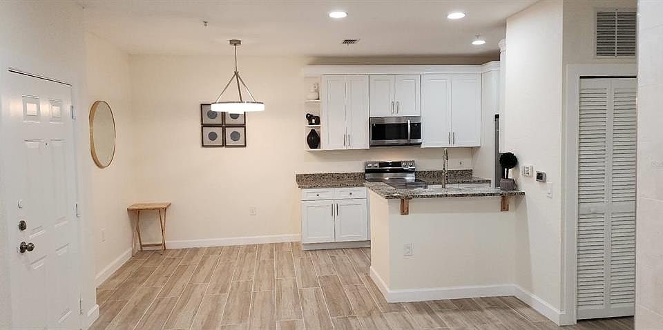 1st image of 6171 Metrowest Blvd #1-103