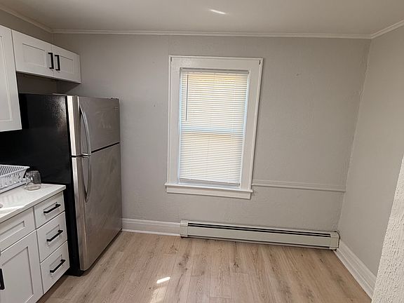 2nd image of 1869 Bradford St #1R