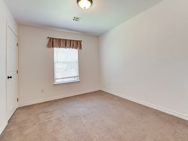 3727 Cedar Ridge Dr — Photo 30