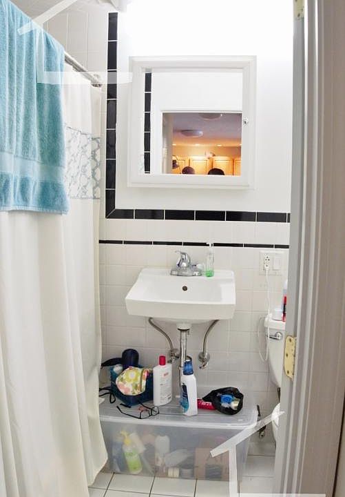 2nd image of 15 Euston Rd #8U